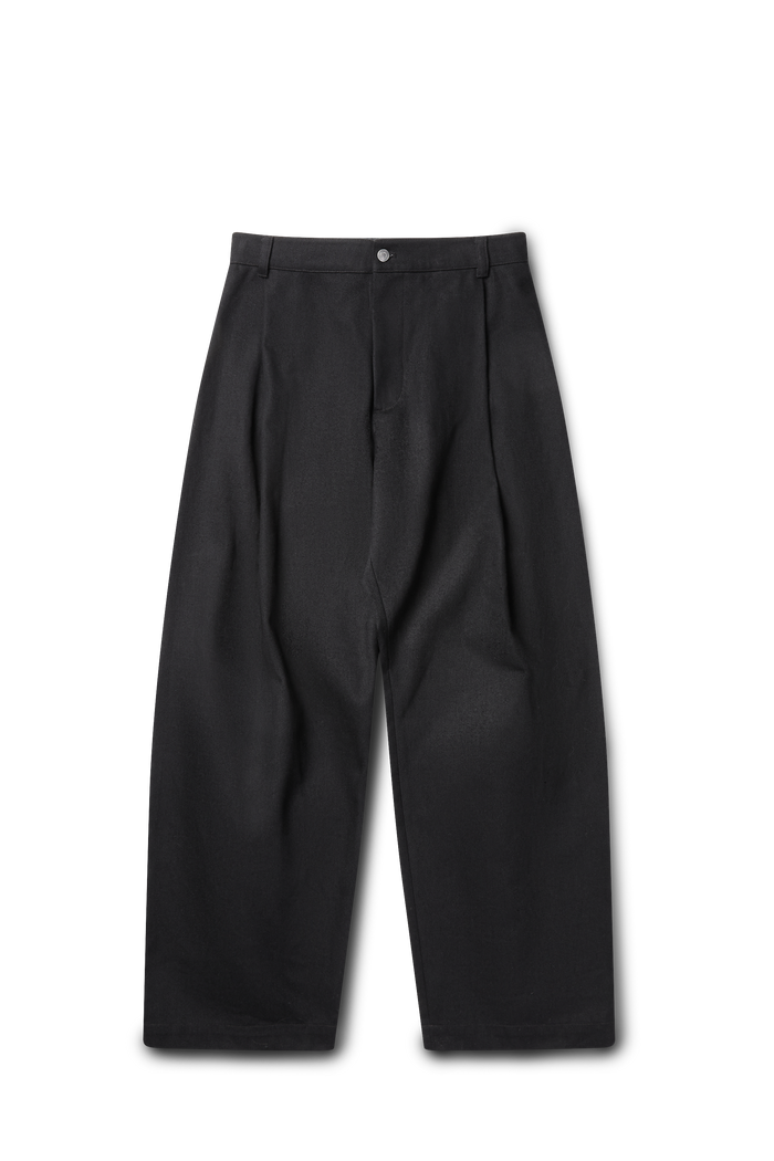 Denim 440 Bermuda Jeans in Night