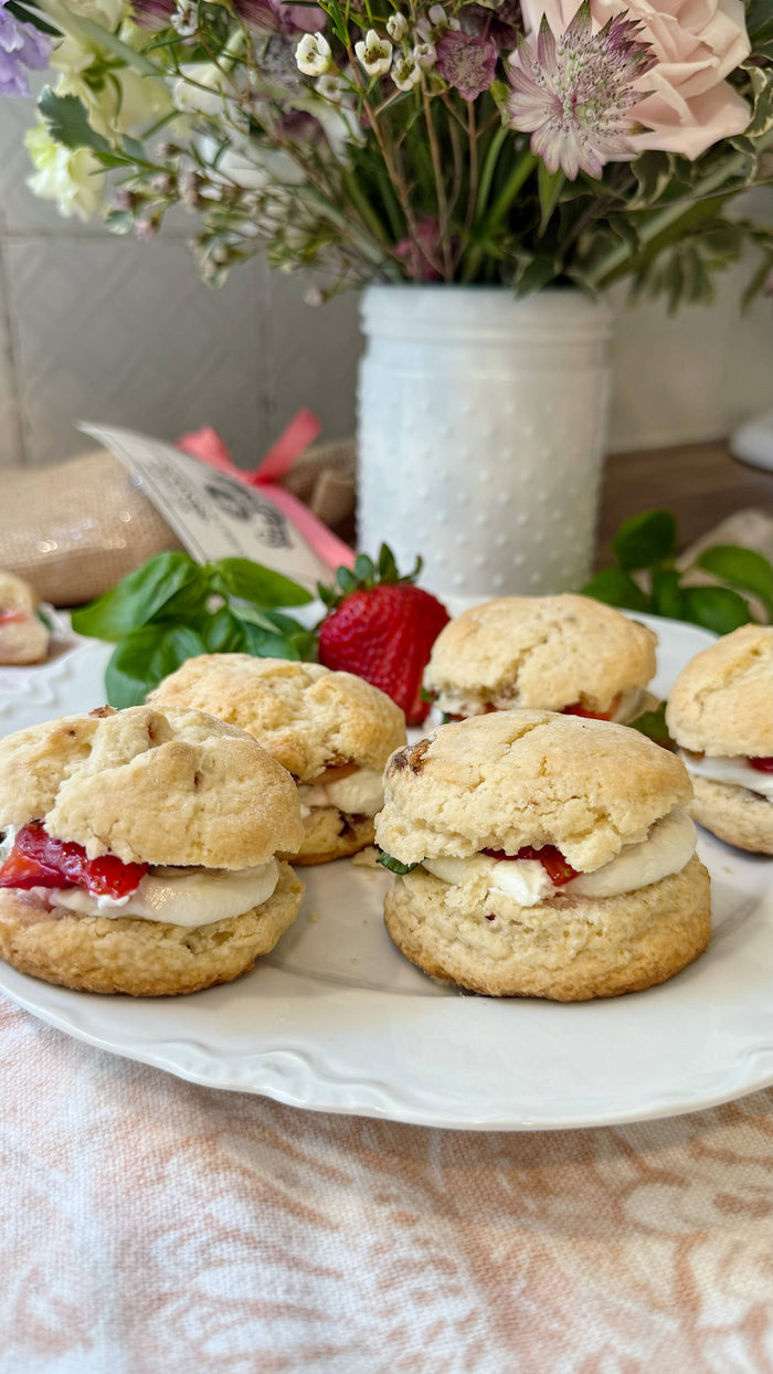 Strawberries & Cream Scone Mix