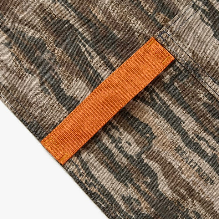 The Essential Apron - Realtree Legacy Print