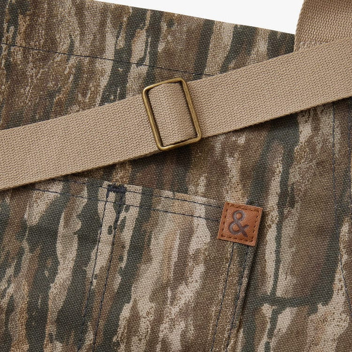The Essential Apron - Realtree Legacy Print